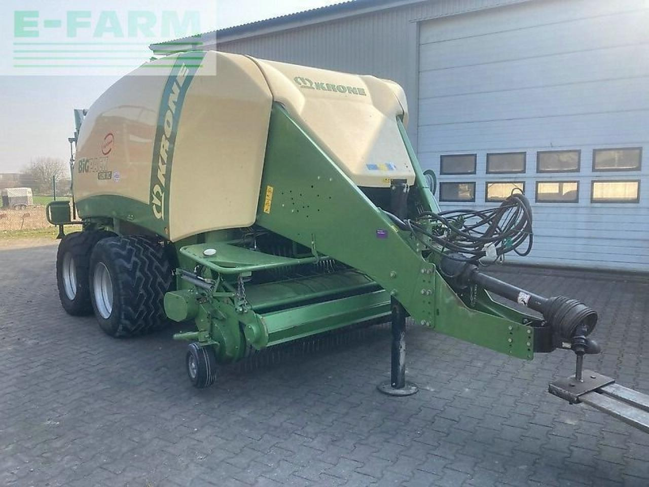 Krone big pack 1290 xc - Presse à balles cubiques: photos 2 Krone big pack 1290 xc - Presse à balles cubiques: photos 2