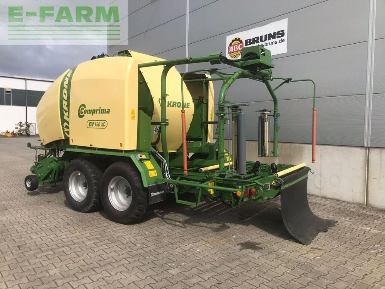 Krone comprima cv 150xc - Presse à balles cubiques: photos 3 Krone comprima cv 150xc - Presse à balles cubiques: photos 3
