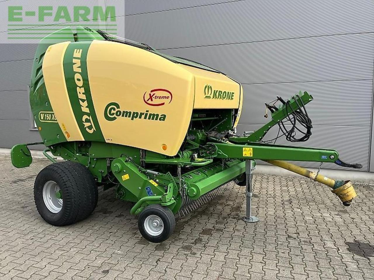 Krone comprima v 150 xc xtreme - Presse à balles cubiques: photos 1 Krone comprima v 150 xc xtreme - Presse à balles cubiques: photos 1
