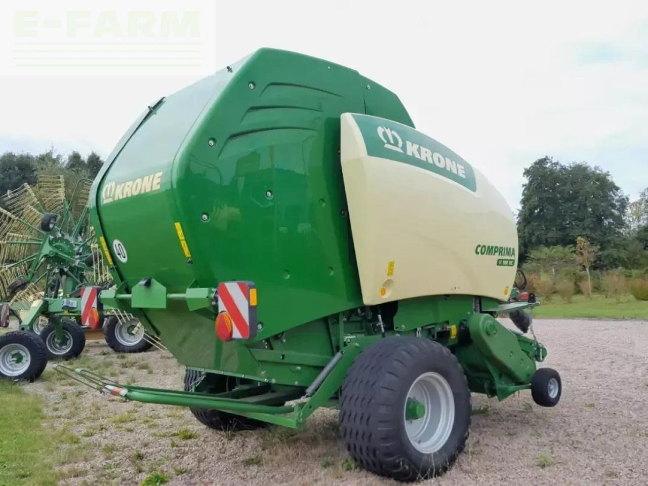 Krone comprima v 180 xc - Presse à balles cubiques: photos 3 Krone comprima v 180 xc - Presse à balles cubiques: photos 3