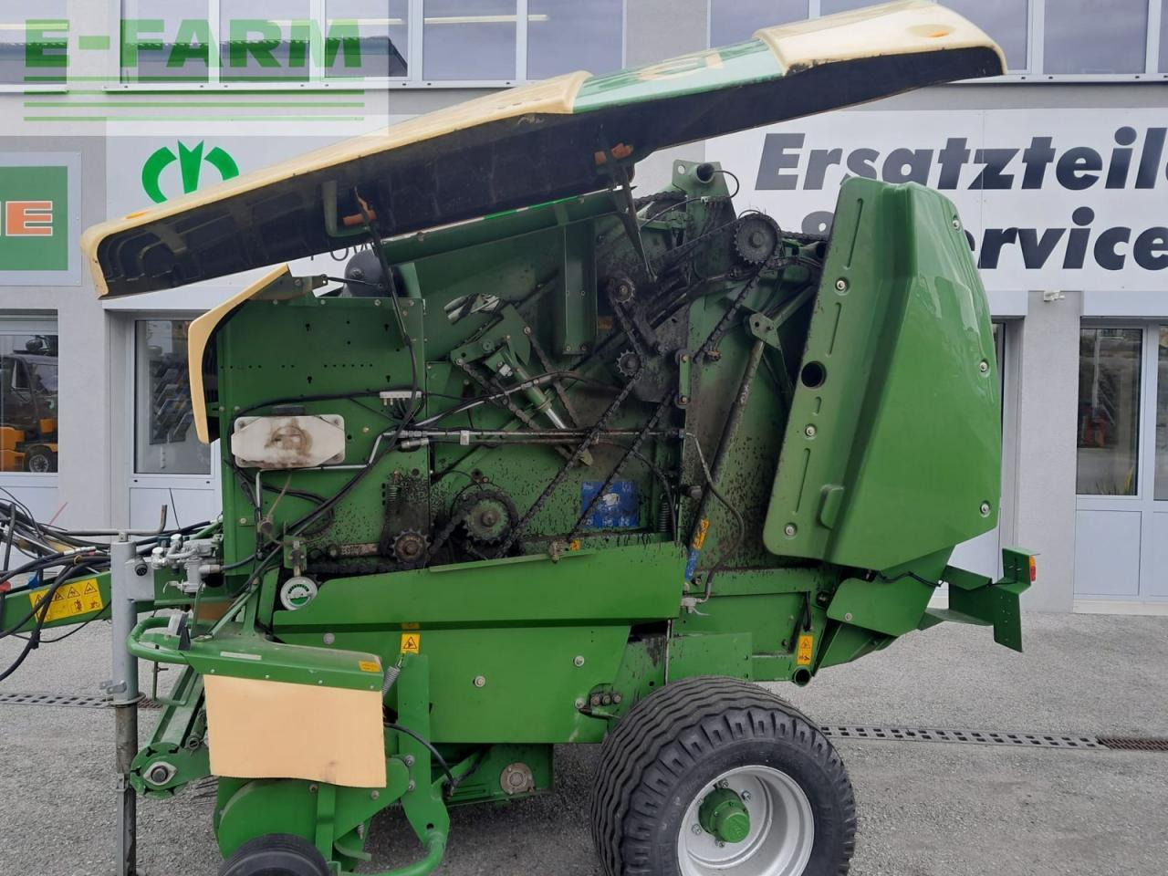 Krone fortima v 1500 multi cut 3.499 ballen - Presse à balles cubiques: photos 2 Krone fortima v 1500 multi cut 3.499 ballen - Presse à balles cubiques: photos 2