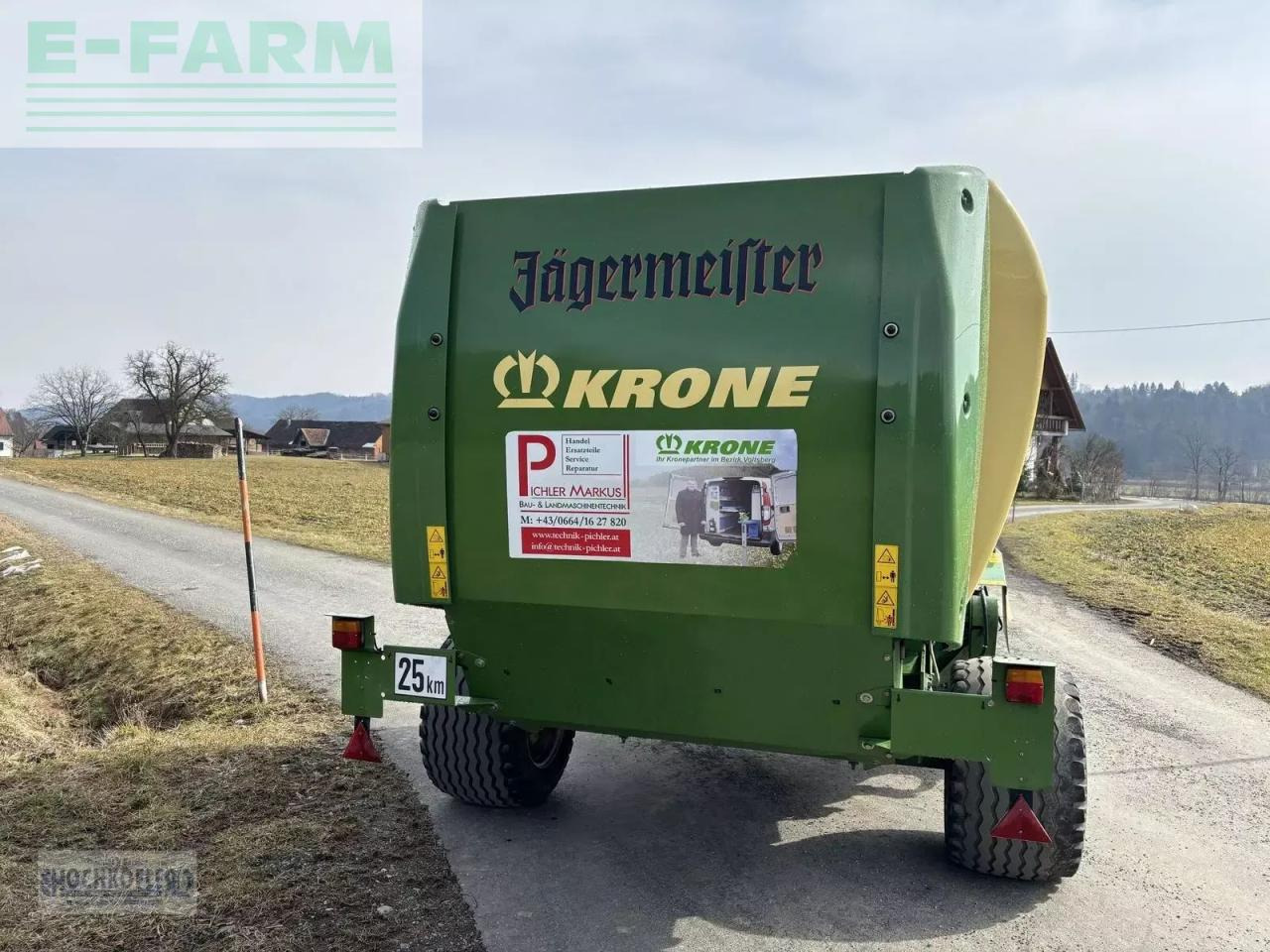 Krone fortima v1500mc - Presse à balles cubiques: photos 5 Krone fortima v1500mc - Presse à balles cubiques: photos 5
