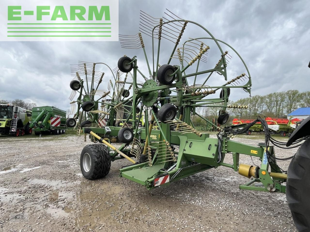 Krone swadro 1400 plus - Faneuse: photos 1 Krone swadro 1400 plus - Faneuse: photos 1