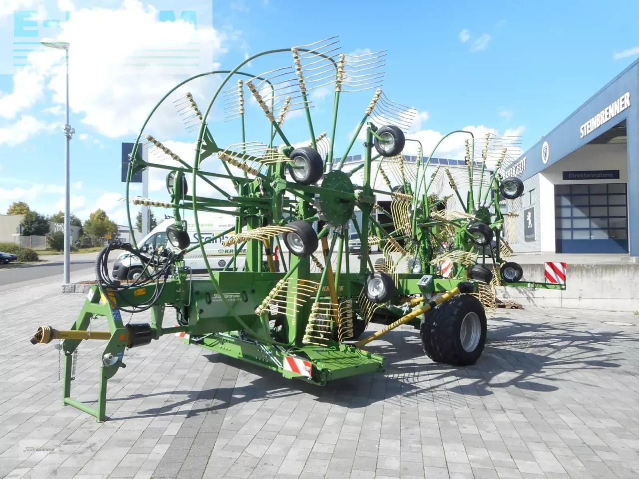 Krone swadro 1400 plus - Faneuse: photos 1 Krone swadro 1400 plus - Faneuse: photos 1