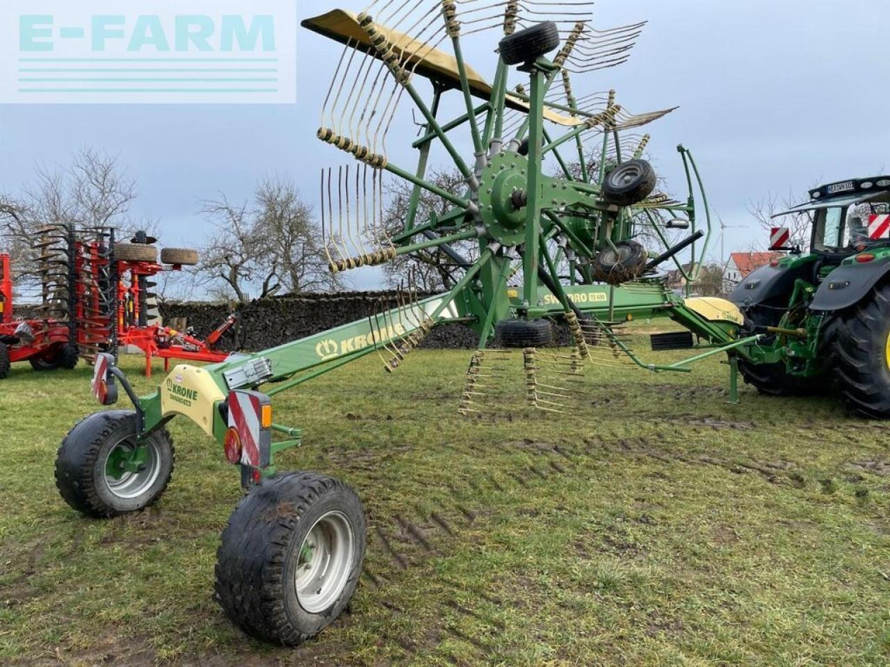 Krone swadro ts680 - Faneuse: photos 1 Krone swadro ts680 - Faneuse: photos 1