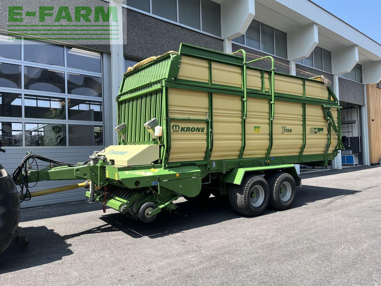 Krone titan 6-48 gl all in - Benne agricole: photos 2 Krone titan 6-48 gl all in - Benne agricole: photos 2