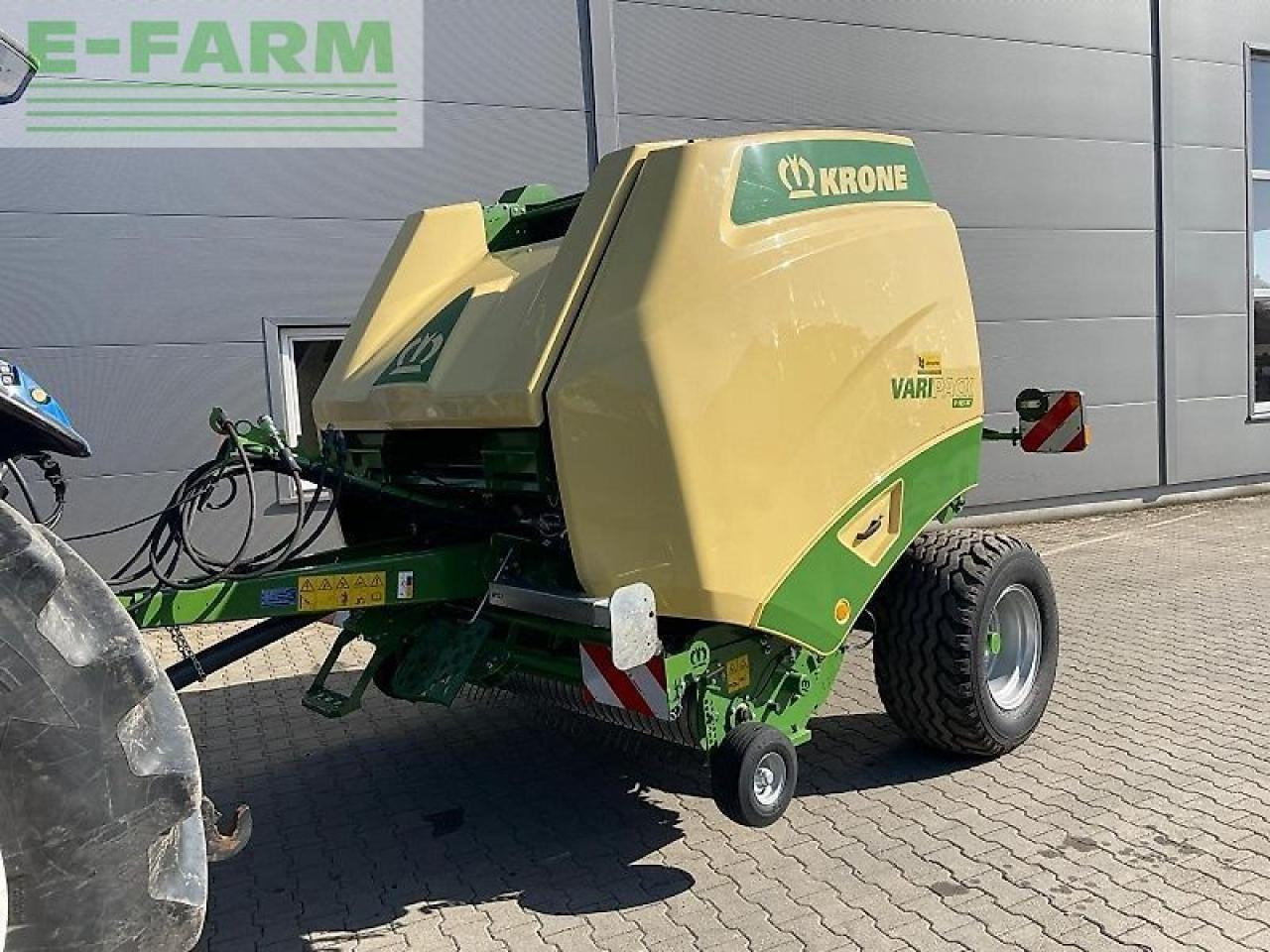 Krone varipack v 165 xc - Presse à balles cubiques: photos 1 Krone varipack v 165 xc - Presse à balles cubiques: photos 1