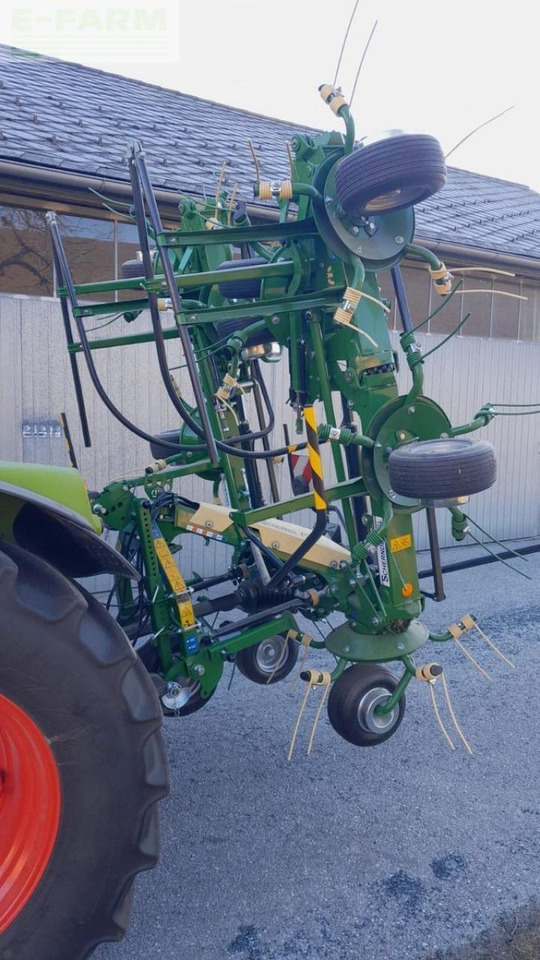 Krone vendro 820 highland - Faneuse: photos 4 Krone vendro 820 highland - Faneuse: photos 4
