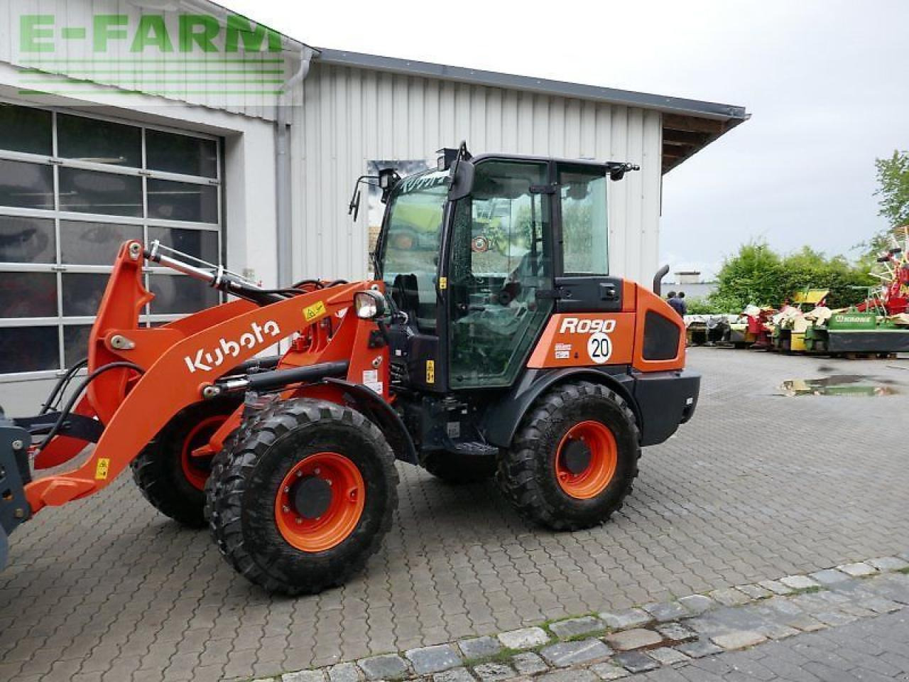 Kubota r090 - Mini pelle: photos 1 Kubota r090 - Mini pelle: photos 1