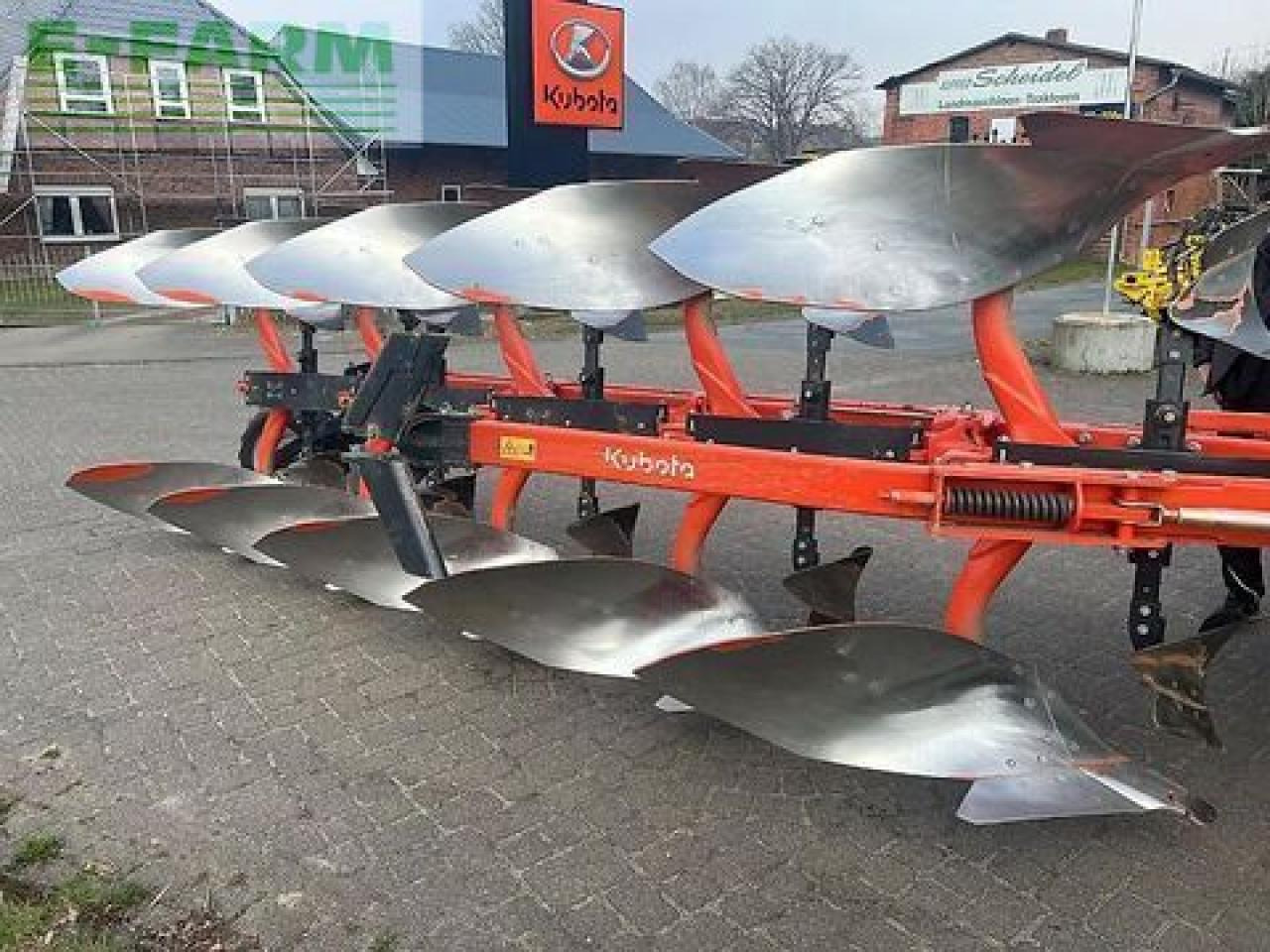 Kubota rm4005 v - Charrue: photos 3 Kubota rm4005 v - Charrue: photos 3