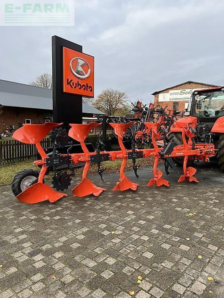 Kubota rm4005 v - Charrue: photos 2 Kubota rm4005 v - Charrue: photos 2