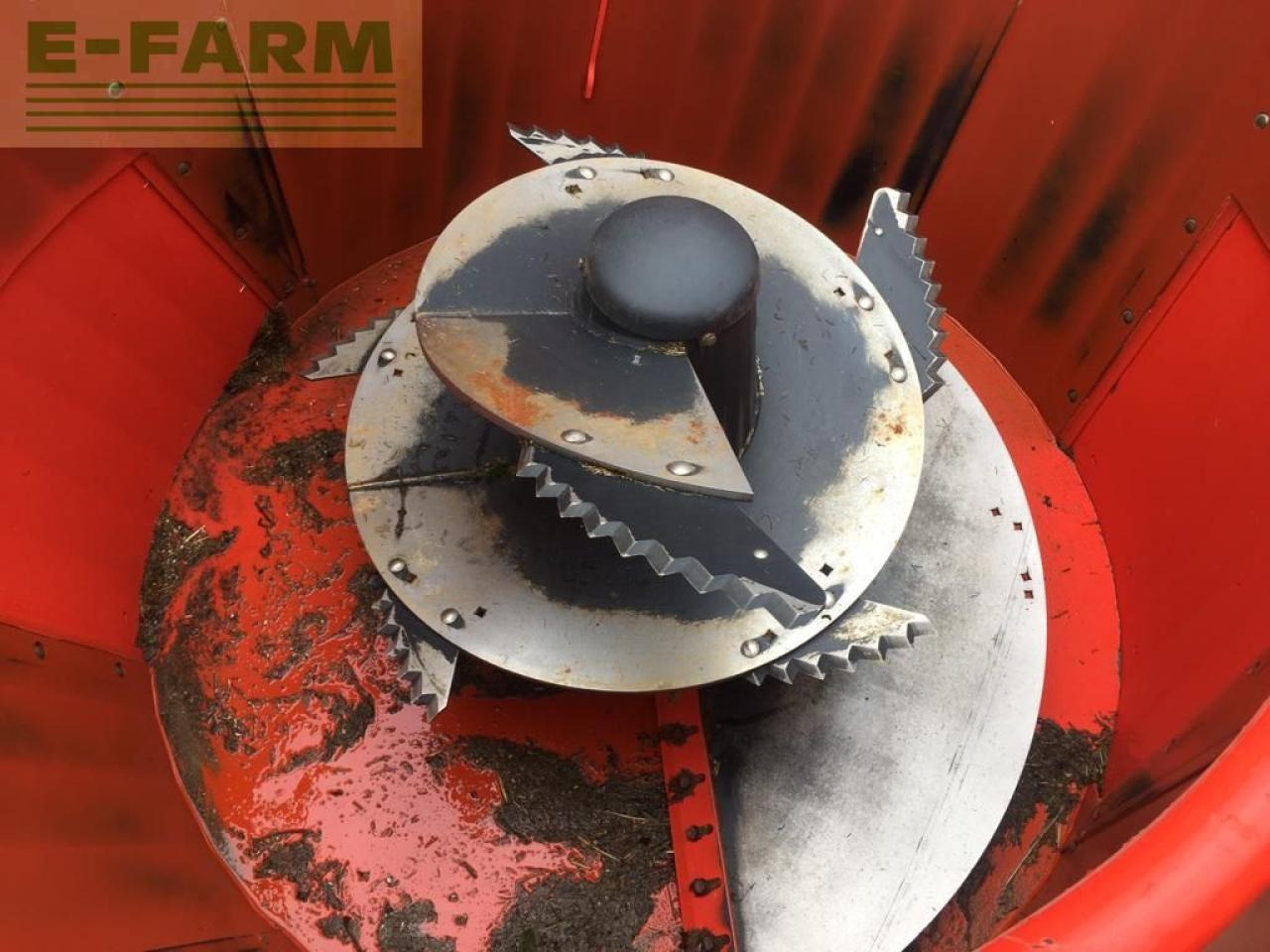 Matériel d'élevage Kuhn euromix 870: photos 8
