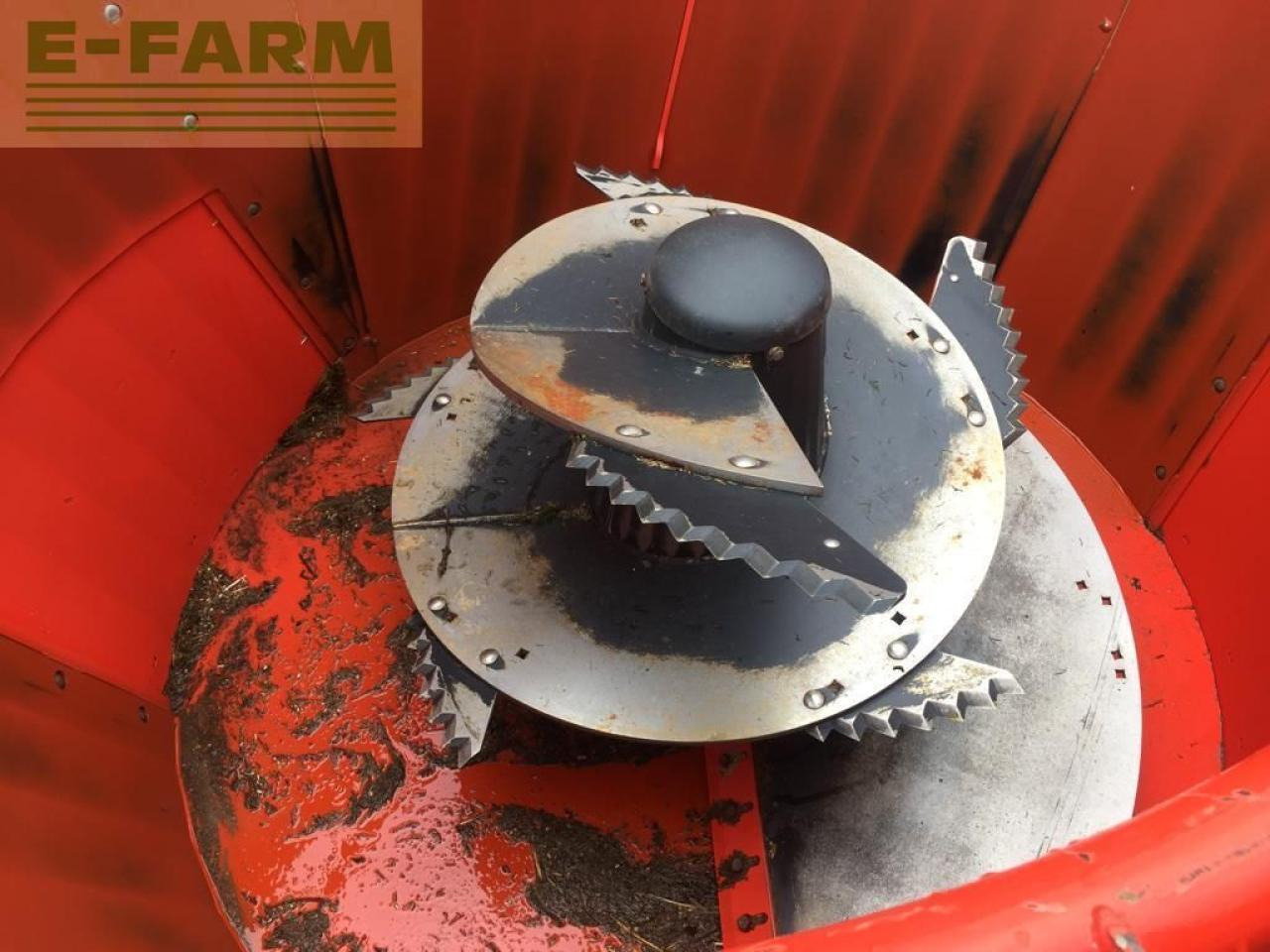 Matériel d'élevage Kuhn euromix 870: photos 9