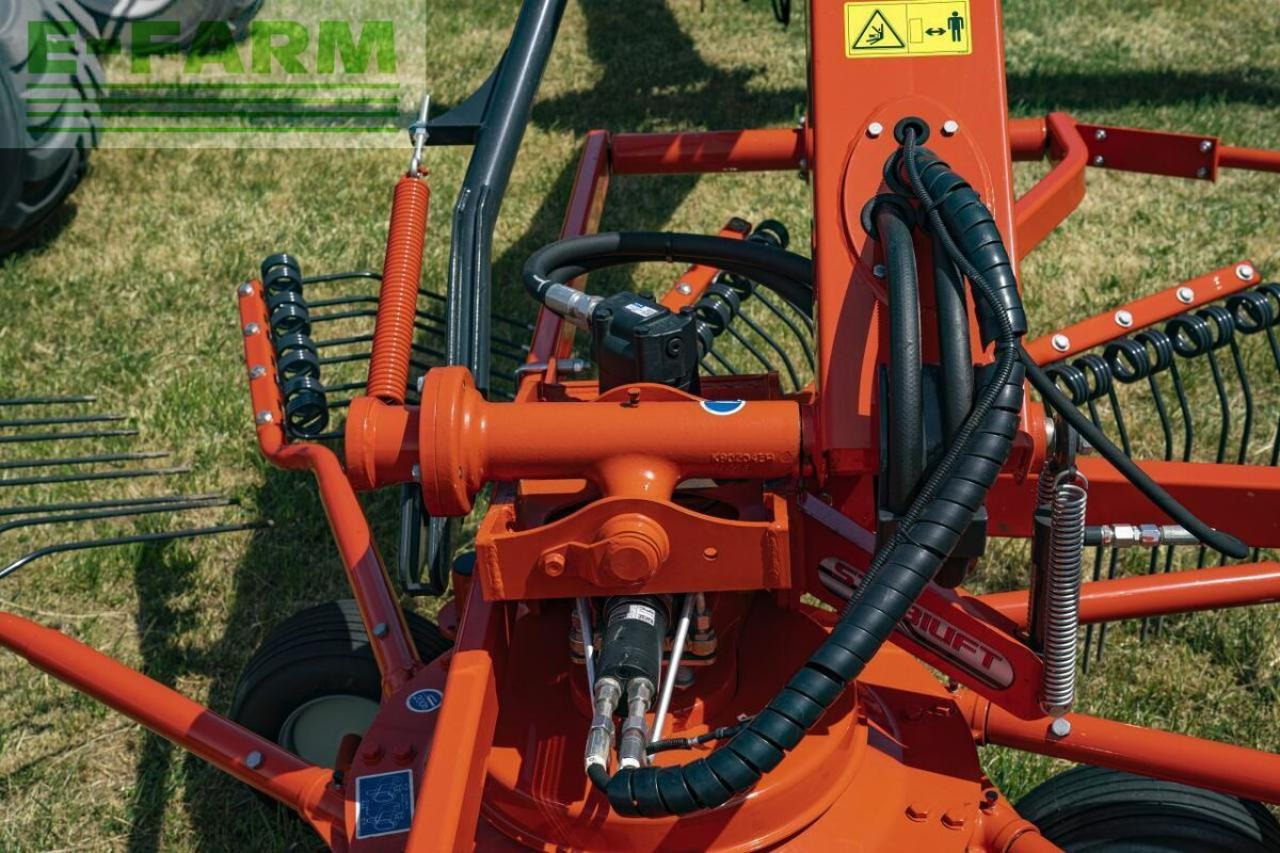 Kuhn ga 13231 - Faneuse: photos 2 Kuhn ga 13231 - Faneuse: photos 2