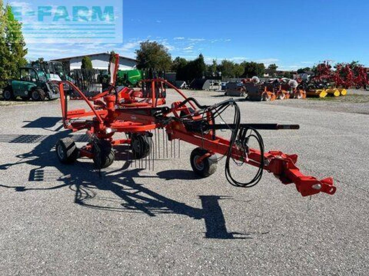 Kuhn ga 6632+ - Faneuse: photos 4 Kuhn ga 6632+ - Faneuse: photos 4