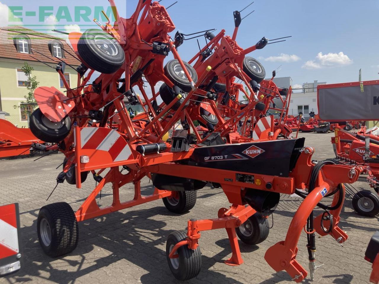 Kuhn gf 8703 t - Faneuse: photos 2 Kuhn gf 8703 t - Faneuse: photos 2
