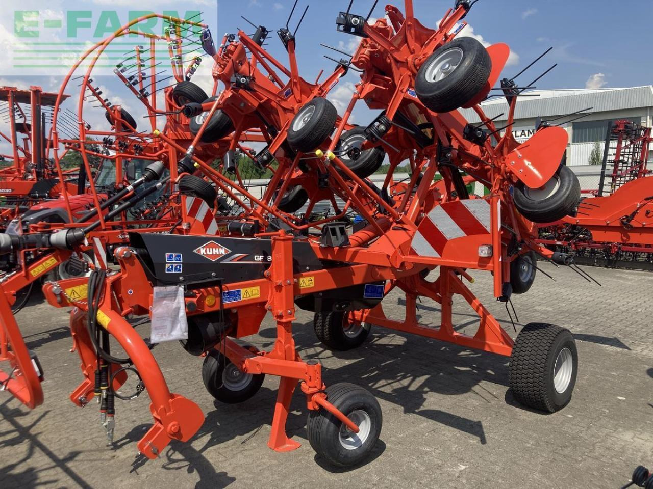 Kuhn gf 8703 t - Faneuse: photos 1 Kuhn gf 8703 t - Faneuse: photos 1