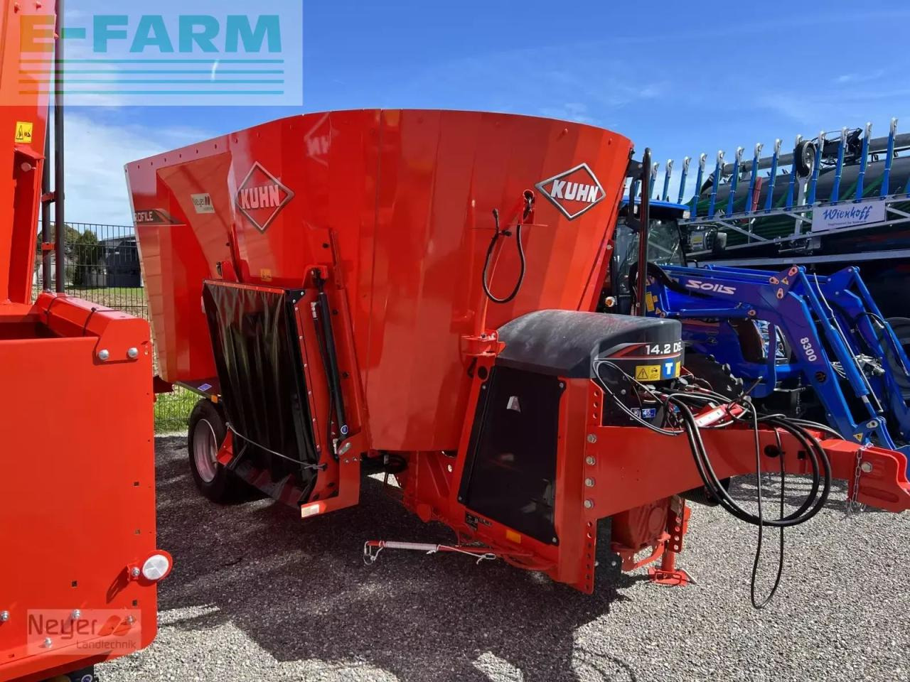 Kuhn profile 14.2 ds - Matériel d'élevage: photos 2 Kuhn profile 14.2 ds - Matériel d'élevage: photos 2