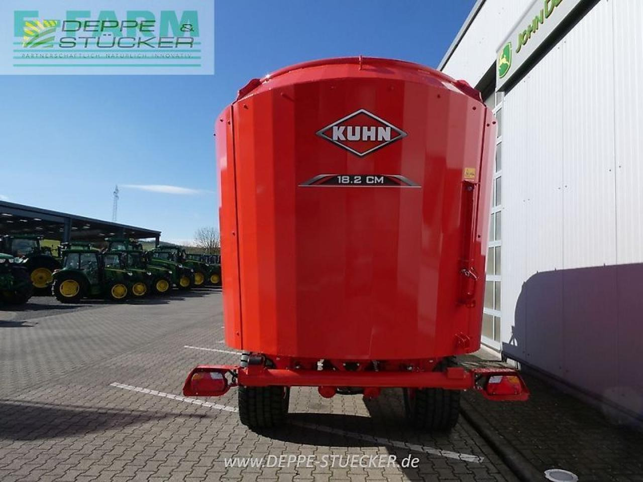 Kuhn profile 18.2 - Matériel d'élevage: photos 3 Kuhn profile 18.2 - Matériel d'élevage: photos 3