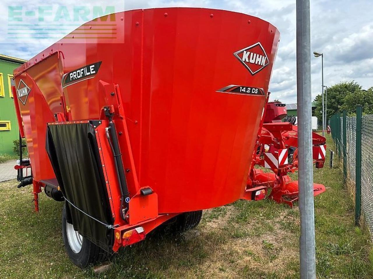Kuhn profile 70 14.2 ds - Matériel d'élevage: photos 3 Kuhn profile 70 14.2 ds - Matériel d'élevage: photos 3