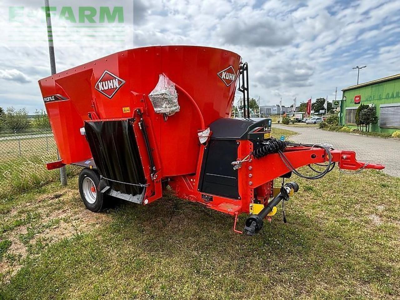 Kuhn profile 70 14.2 ds - Matériel d'élevage: photos 4 Kuhn profile 70 14.2 ds - Matériel d'élevage: photos 4