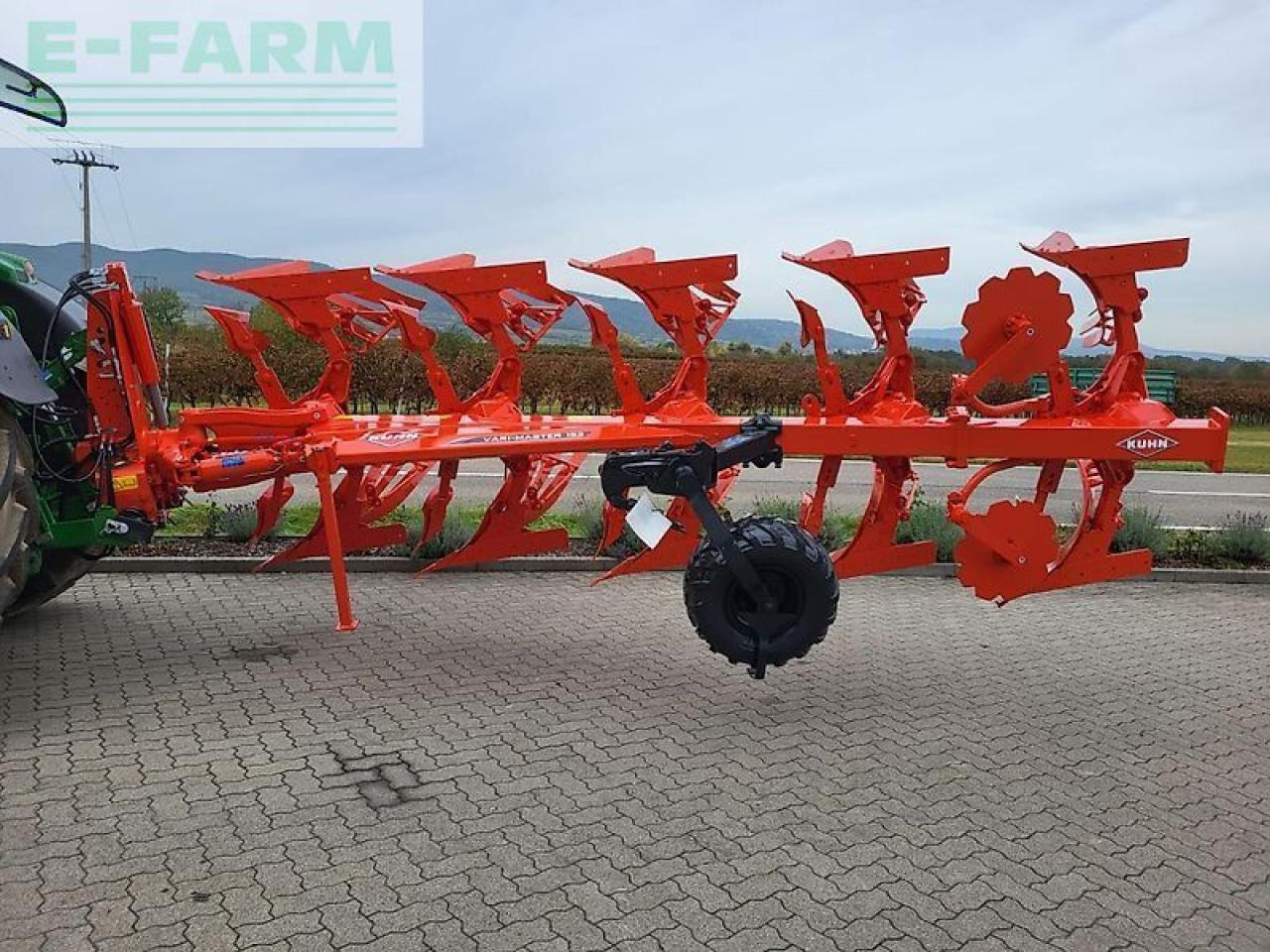Kuhn vari-master 153 4e+1 - Charrue: photos 1 Kuhn vari-master 153 4e+1 - Charrue: photos 1