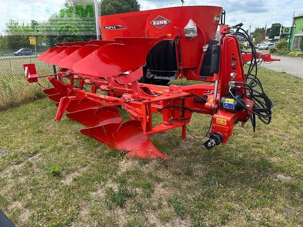 Kuhn vari-master 153 5 (4e+1) - Charrue: photos 4 Kuhn vari-master 153 5 (4e+1) - Charrue: photos 4