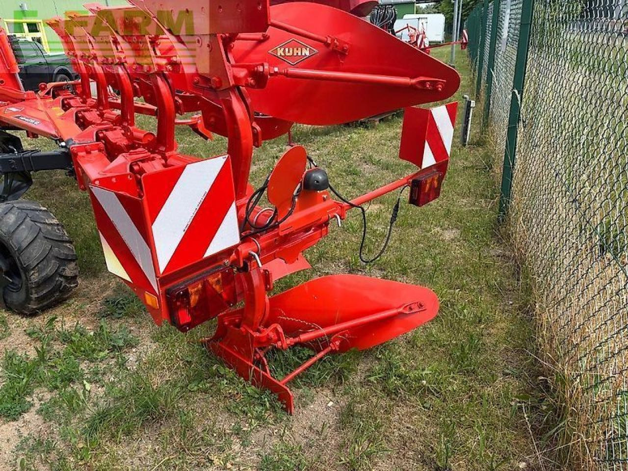 Kuhn vari-master 153 5 (4e+1) - Charrue: photos 3 Kuhn vari-master 153 5 (4e+1) - Charrue: photos 3