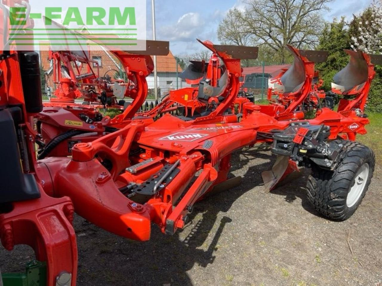 Kuhn varimaster l4eh80101 - Charrue: photos 4 Kuhn varimaster l4eh80101 - Charrue: photos 4