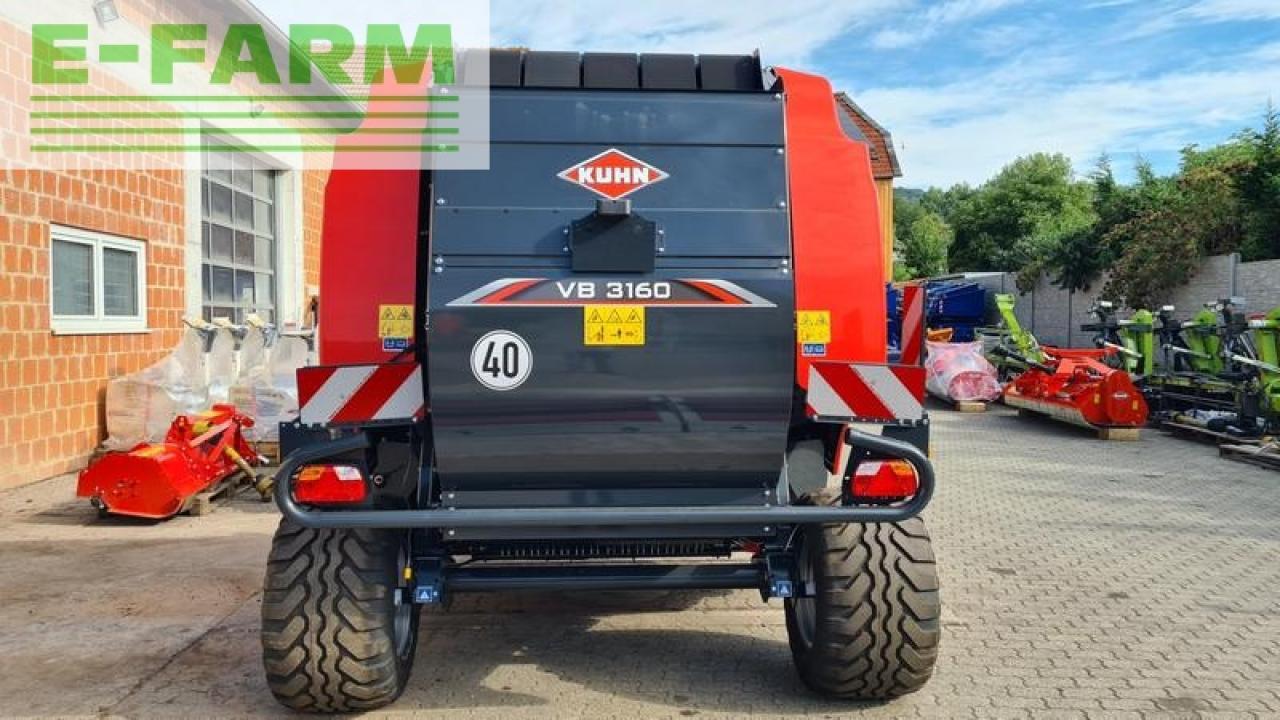 Kuhn vb 3160 oc 14 - 14 messer schneidwerk, isobus, 2. riemenantrieb, high silage satz - Presse à balles cubiques: photos 4 Kuhn vb 3160 oc 14 - 14 messer schneidwerk, isobus, 2. riemenantrieb, high silage satz - Presse à balles cubiques: photos 4