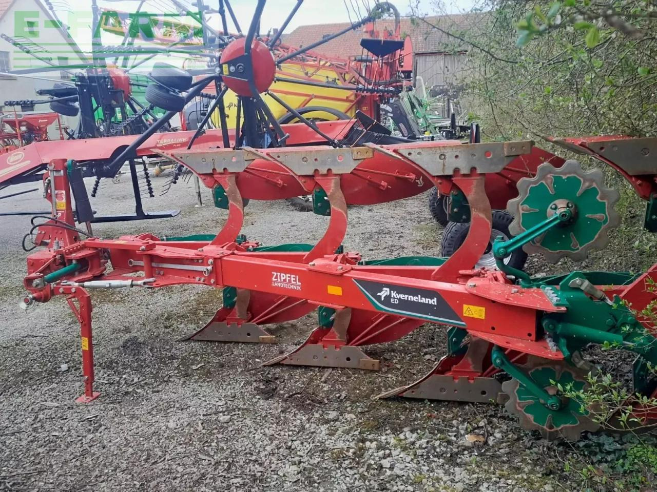 Kverneland ed 100-200 4-schar - Charrue: photos 2 Kverneland ed 100-200 4-schar - Charrue: photos 2