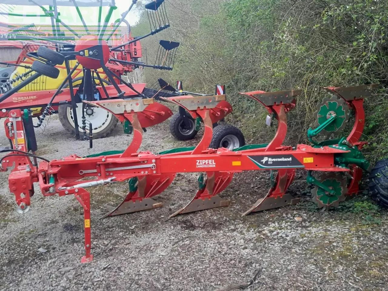 Kverneland ed 100-200 4-schar - Charrue: photos 3 Kverneland ed 100-200 4-schar - Charrue: photos 3