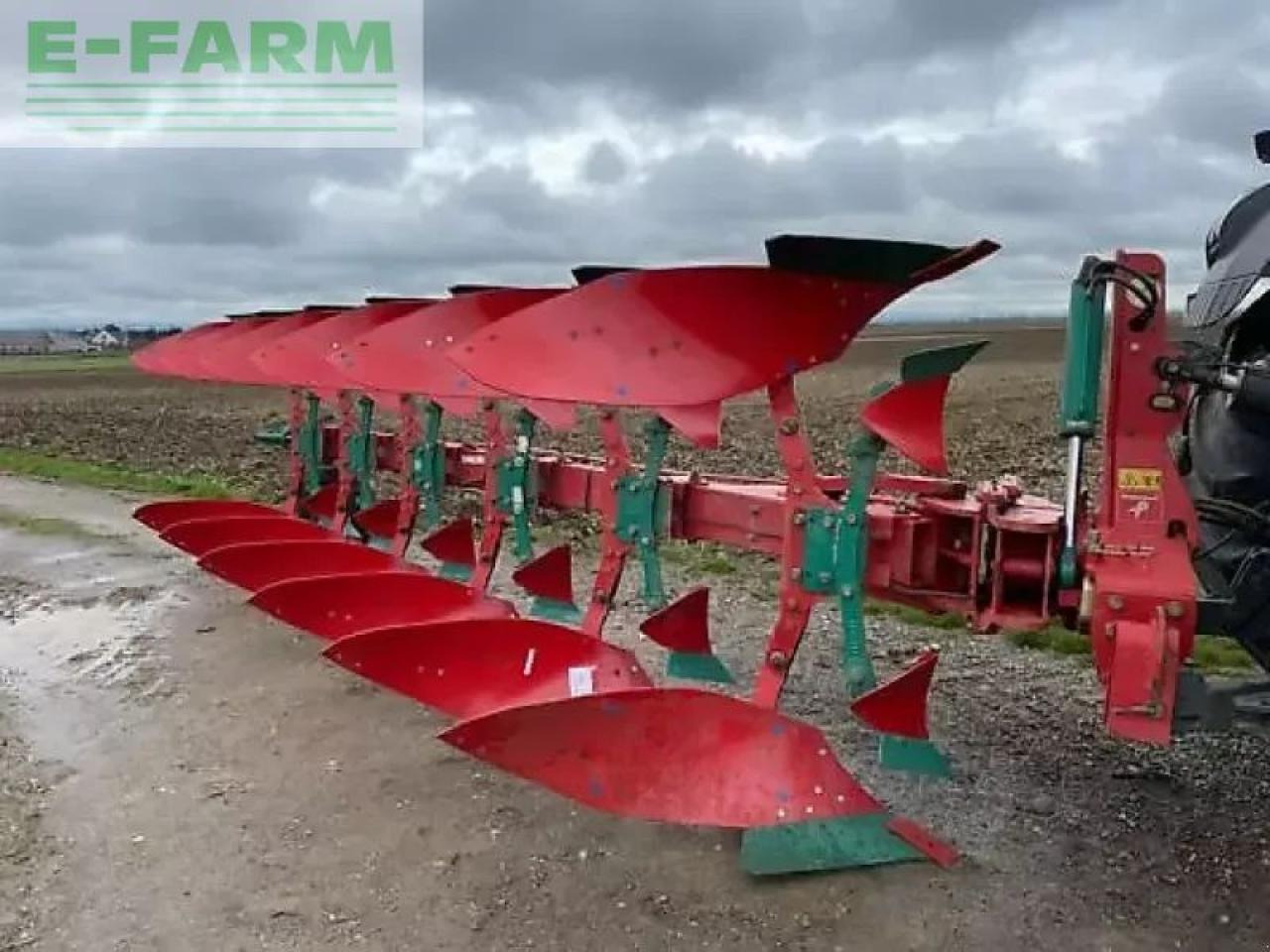 Kverneland lb 6 corps - Charrue: photos 1 Kverneland lb 6 corps - Charrue: photos 1