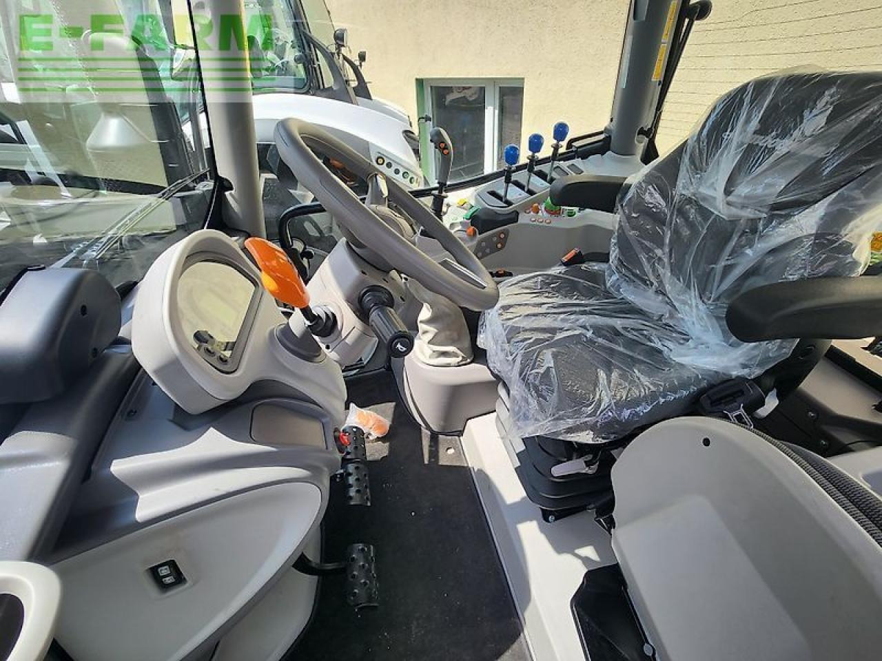 Lamborghini spark 125 - Tracteur agricole: photos 5 Lamborghini spark 125 - Tracteur agricole: photos 5