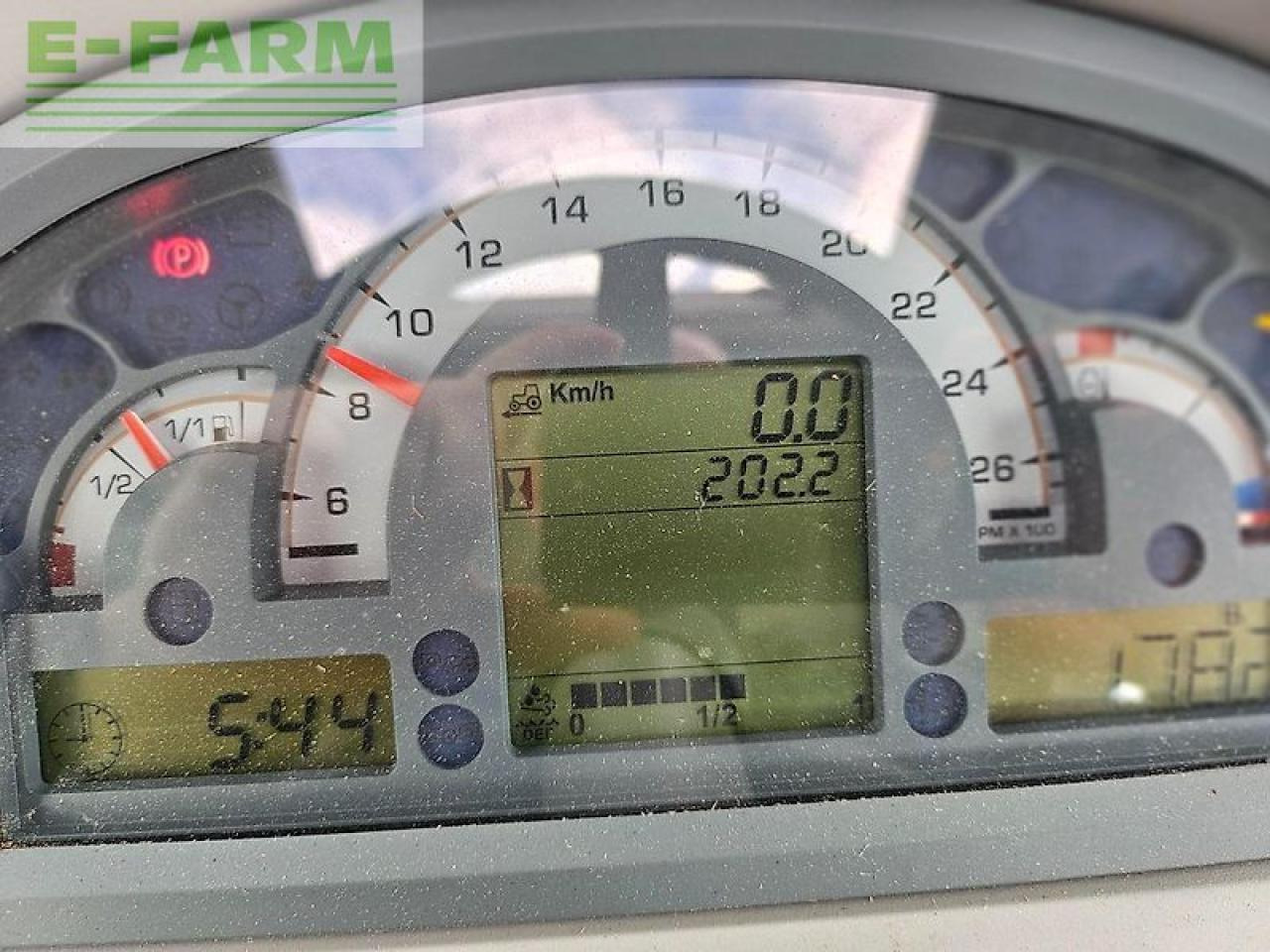 Tracteur agricole Lamborghini spire 100 trend: photos 7