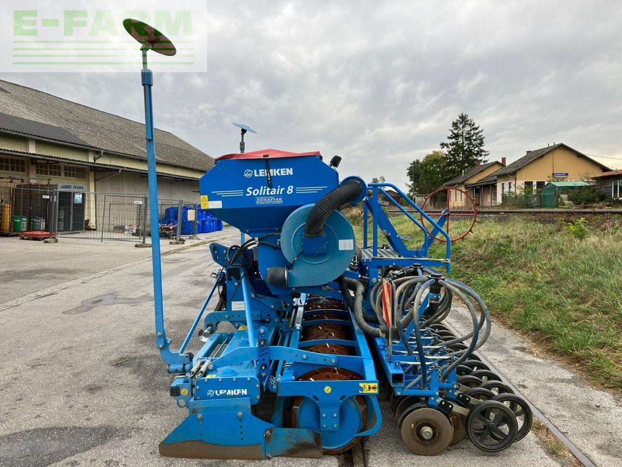 Lemken Solitär 8/400 DS - Combiné de semis: photos 1 Lemken Solitär 8/400 DS - Combiné de semis: photos 1