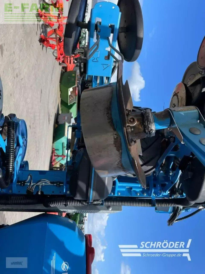 Lemken azurit 9/8.75 k d + solitair 23/1900 - Combiné de semis: photos 2 Lemken azurit 9/8.75 k d + solitair 23/1900 - Combiné de semis: photos 2