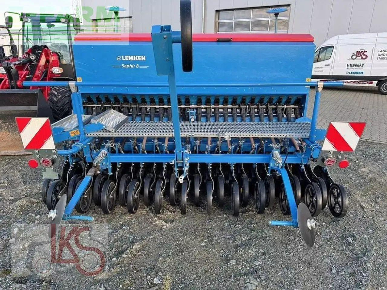 Lemken saphir 8 / 300 ds + zirkon 8 / 300 - Combiné de semis: photos 5 Lemken saphir 8 / 300 ds + zirkon 8 / 300 - Combiné de semis: photos 5