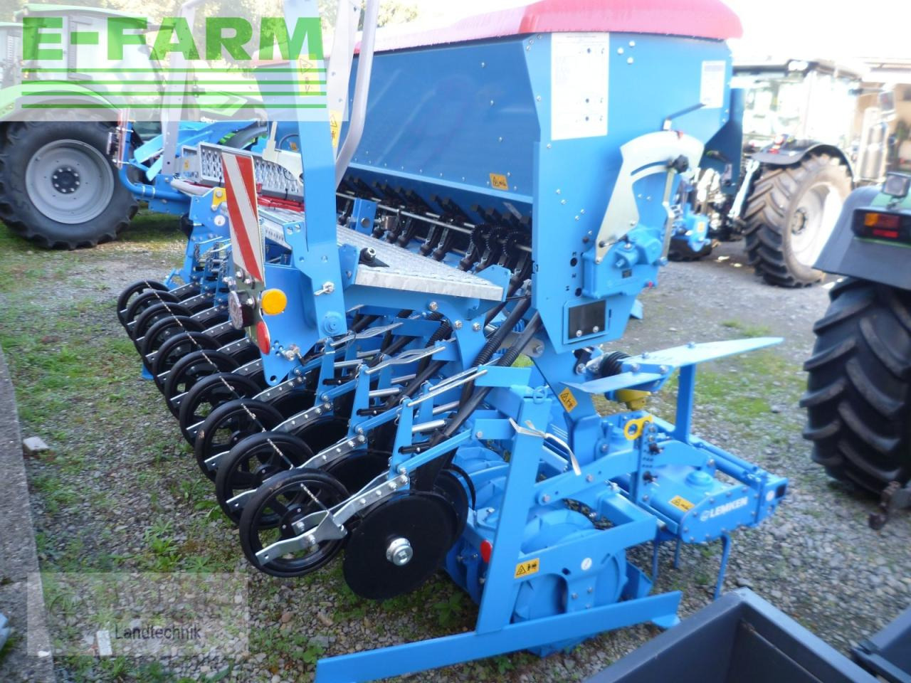 Lemken zirkon 8/300 + saphir 7/300 - Combiné de semis: photos 3 Lemken zirkon 8/300 + saphir 7/300 - Combiné de semis: photos 3