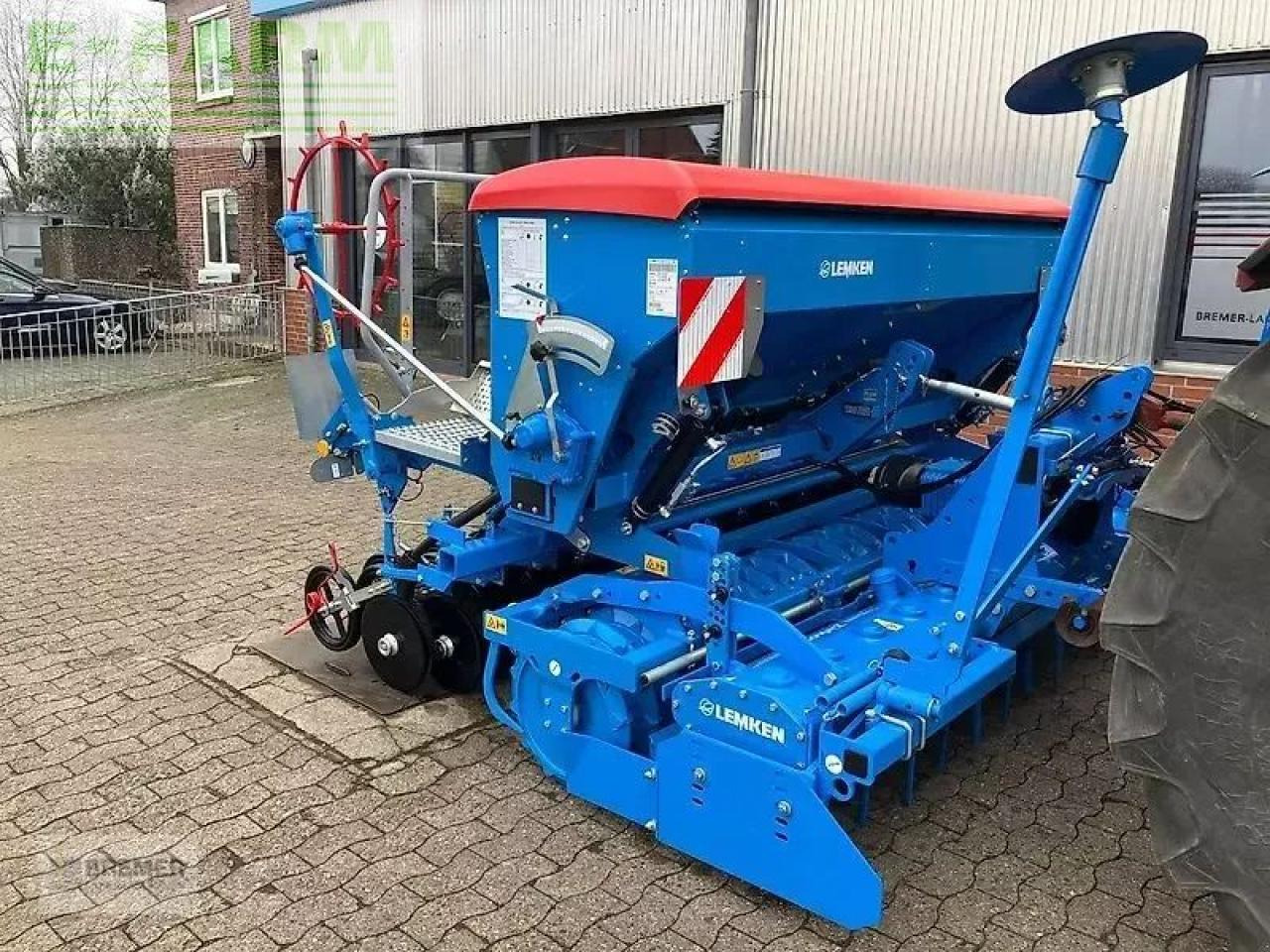 Lemken zirkon 8/300 & saphir 9/300 - Combiné de semis: photos 5 Lemken zirkon 8/300 & saphir 9/300 - Combiné de semis: photos 5