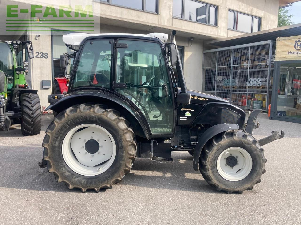 Lindner geotrac 64 alpin - Tracteur agricole: photos 2 Lindner geotrac 64 alpin - Tracteur agricole: photos 2