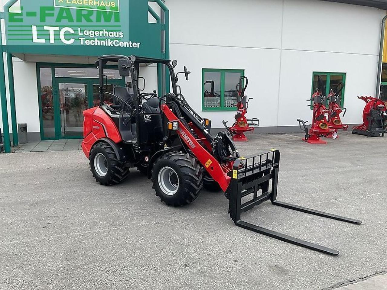 Manitou mla 3-25 h - Valet de ferme: photos 2 Manitou mla 3-25 h - Valet de ferme: photos 2