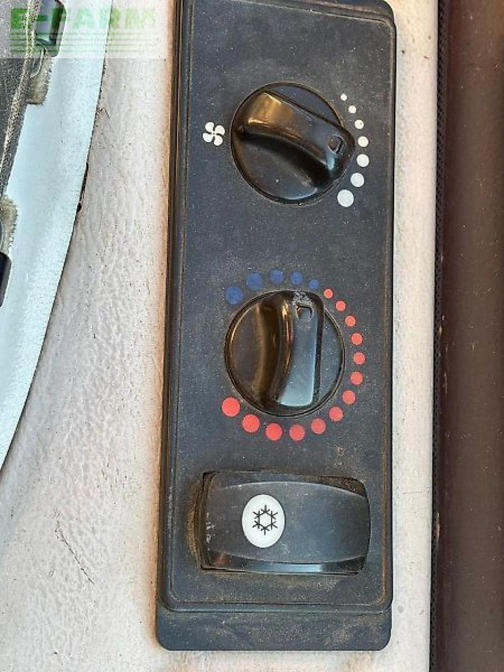 Chariot télescopique Manitou mlt 731 lsu: photos 8 Chariot télescopique Manitou mlt 731 lsu: photos 8