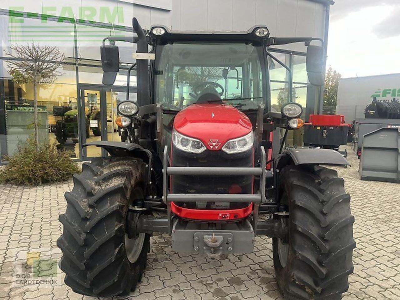 Massey Ferguson 4708 - Tracteur agricole: photos 2 Massey Ferguson 4708 - Tracteur agricole: photos 2