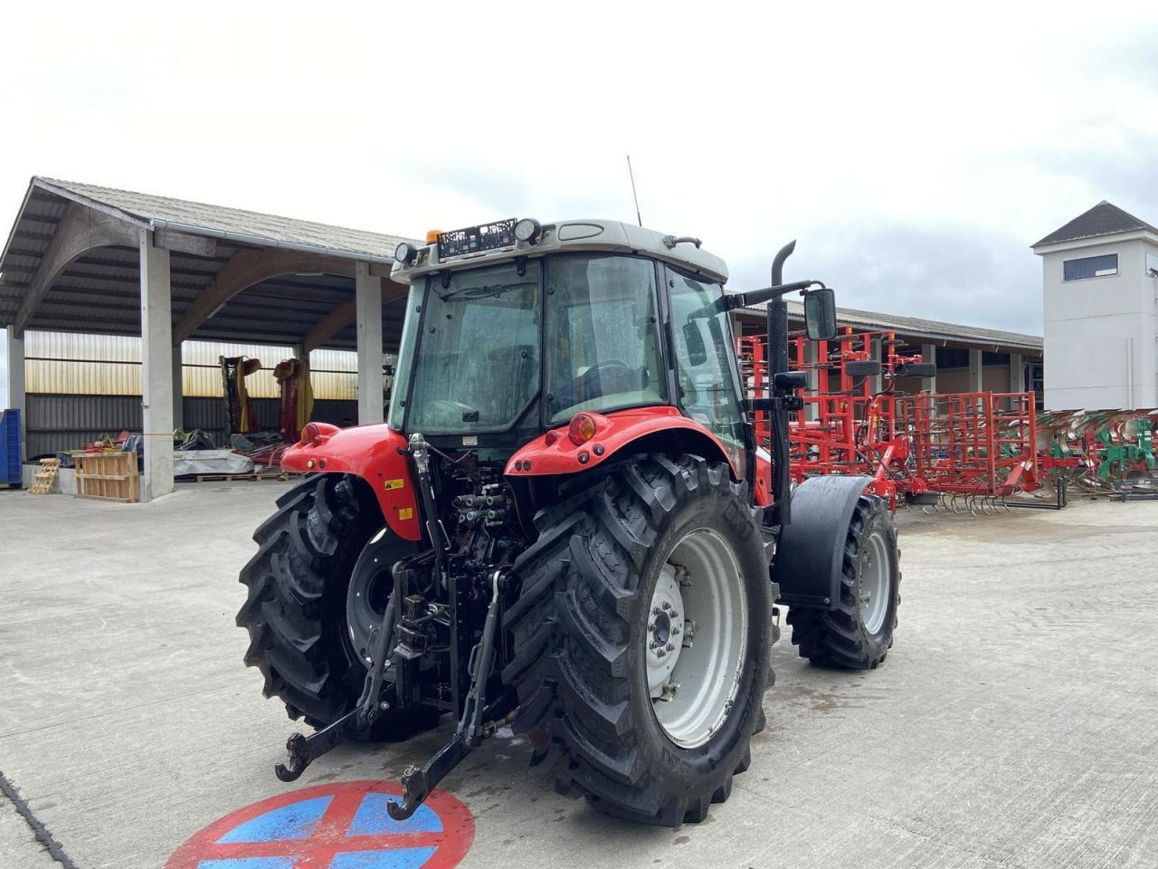 Massey Ferguson 5445-4 - Tracteur agricole: photos 5 Massey Ferguson 5445-4 - Tracteur agricole: photos 5