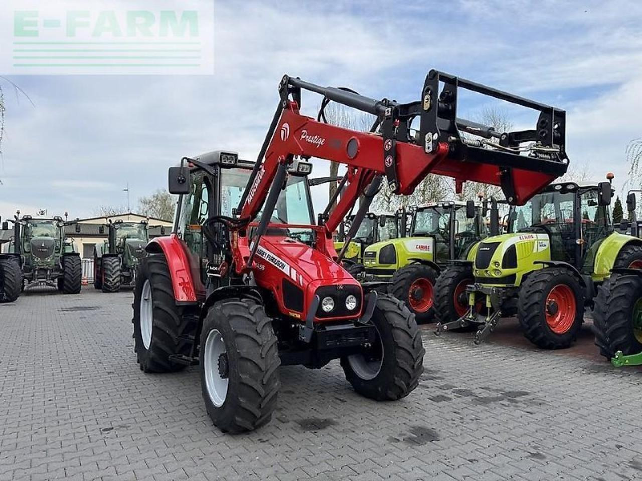 Massey Ferguson 5455 + faucheux prestige 120 - Tracteur agricole: photos 3 Massey Ferguson 5455 + faucheux prestige 120 - Tracteur agricole: photos 3
