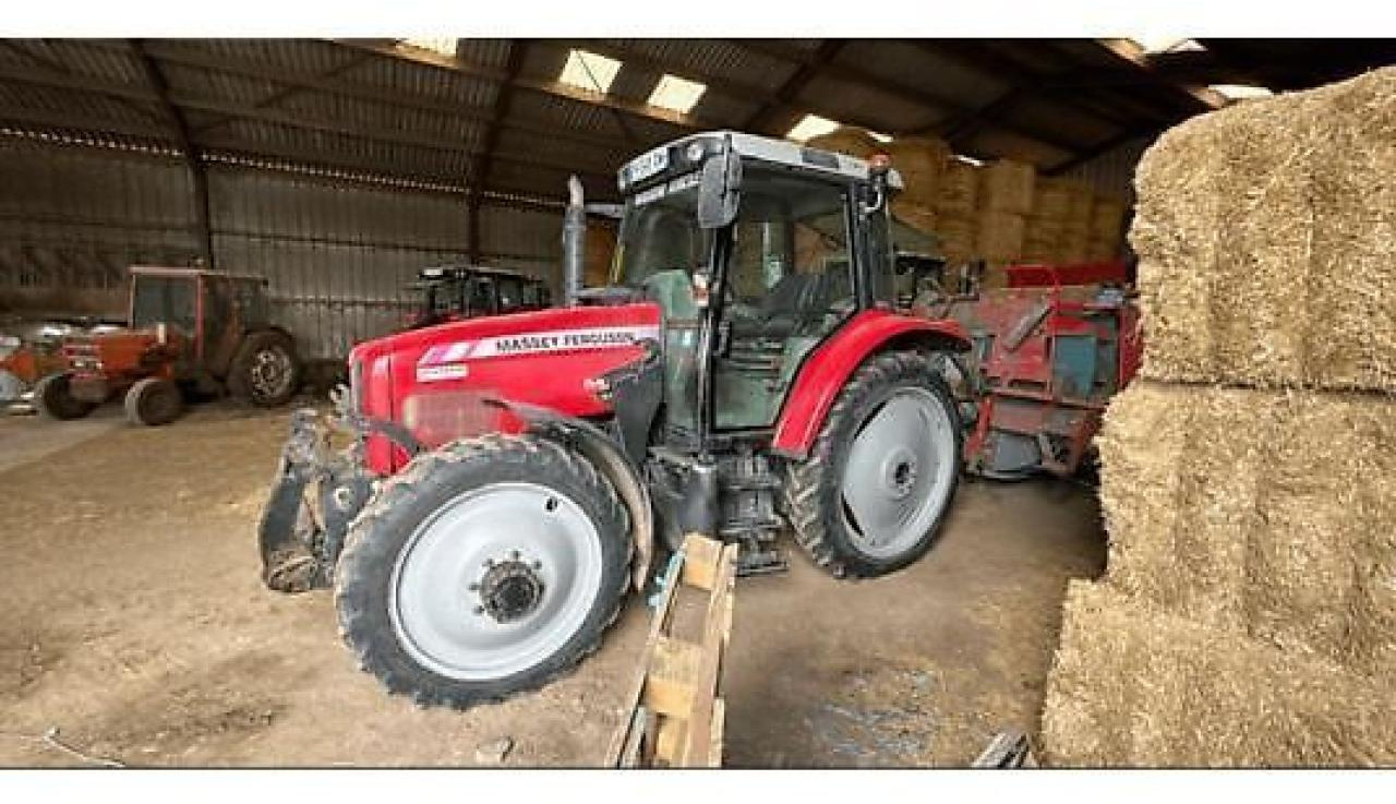 Massey Ferguson 5460 - Tracteur agricole: photos 4 Massey Ferguson 5460 - Tracteur agricole: photos 4