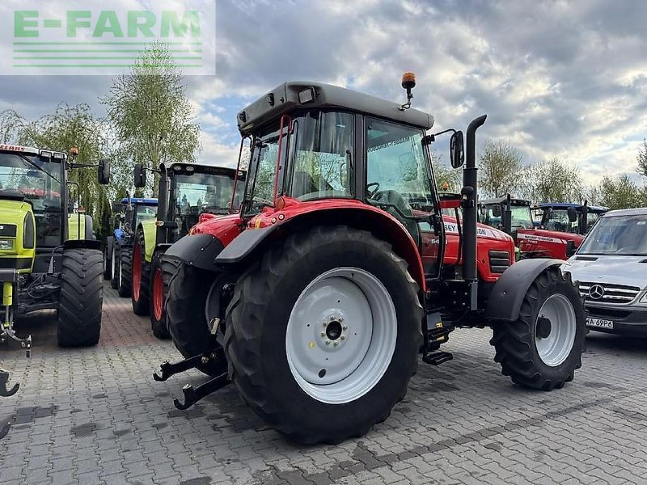 Massey Ferguson 5470 dyna-4 - Tracteur agricole: photos 5 Massey Ferguson 5470 dyna-4 - Tracteur agricole: photos 5