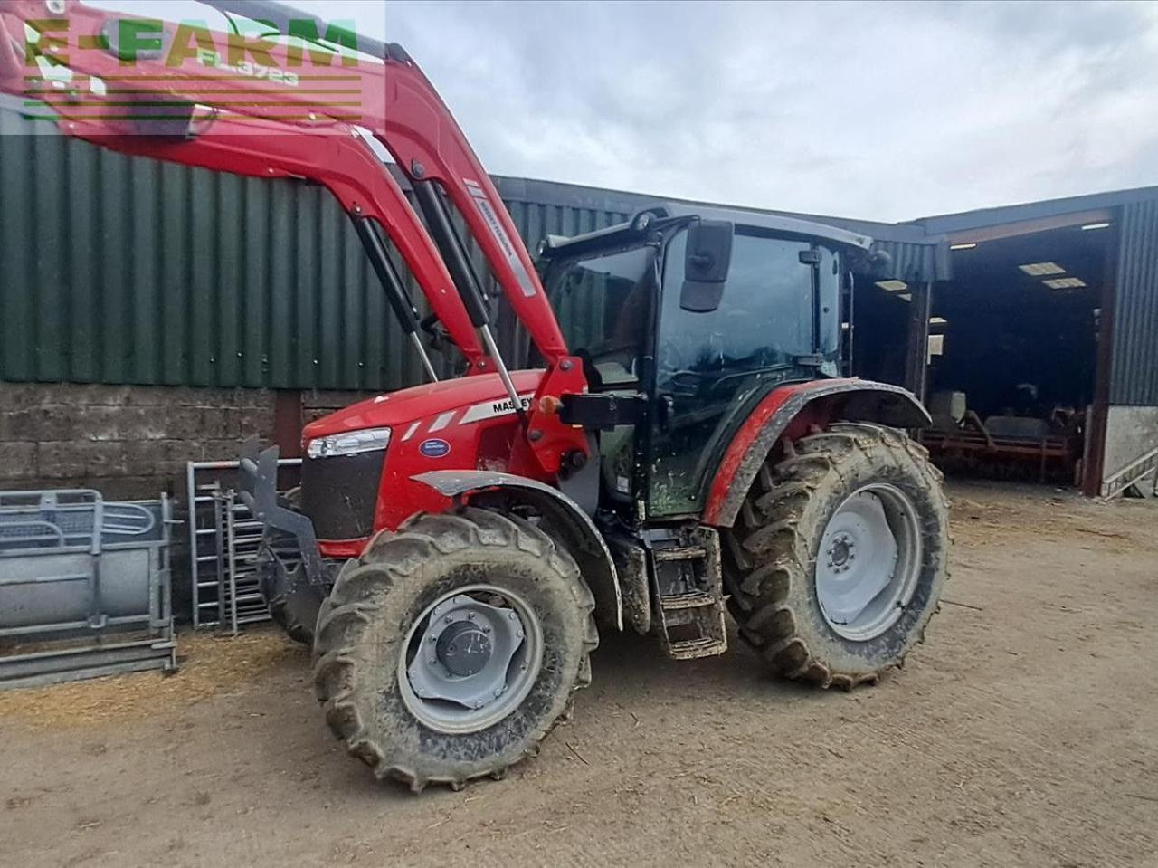 Massey Ferguson 5711 DYNA 4 - Tracteur agricole: photos 5 Massey Ferguson 5711 DYNA 4 - Tracteur agricole: photos 5