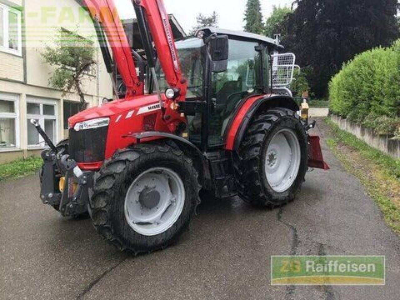 Massey Ferguson 5711 dyna 4 power - Tracteur agricole: photos 2 Massey Ferguson 5711 dyna 4 power - Tracteur agricole: photos 2